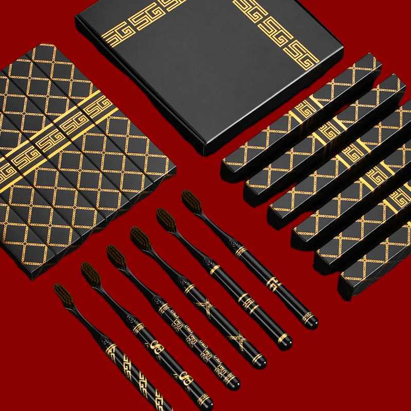 This 6-piece advanced black and gold toothbrush set, with soft bristles, is an ideal home care tool for gentle and effective oral cavity cleaning.T260