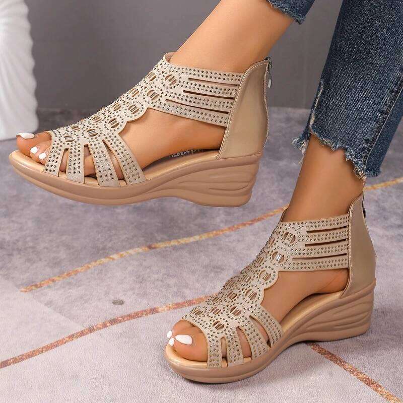2026 Summer New Women's Fashion Open toed Comfortable Outdoor Soft Bottom Slope Heel Sandals