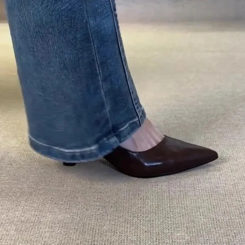 Sharp pointed shallow mouth low profile single shoes comfortable commuting single shoes simple 260303