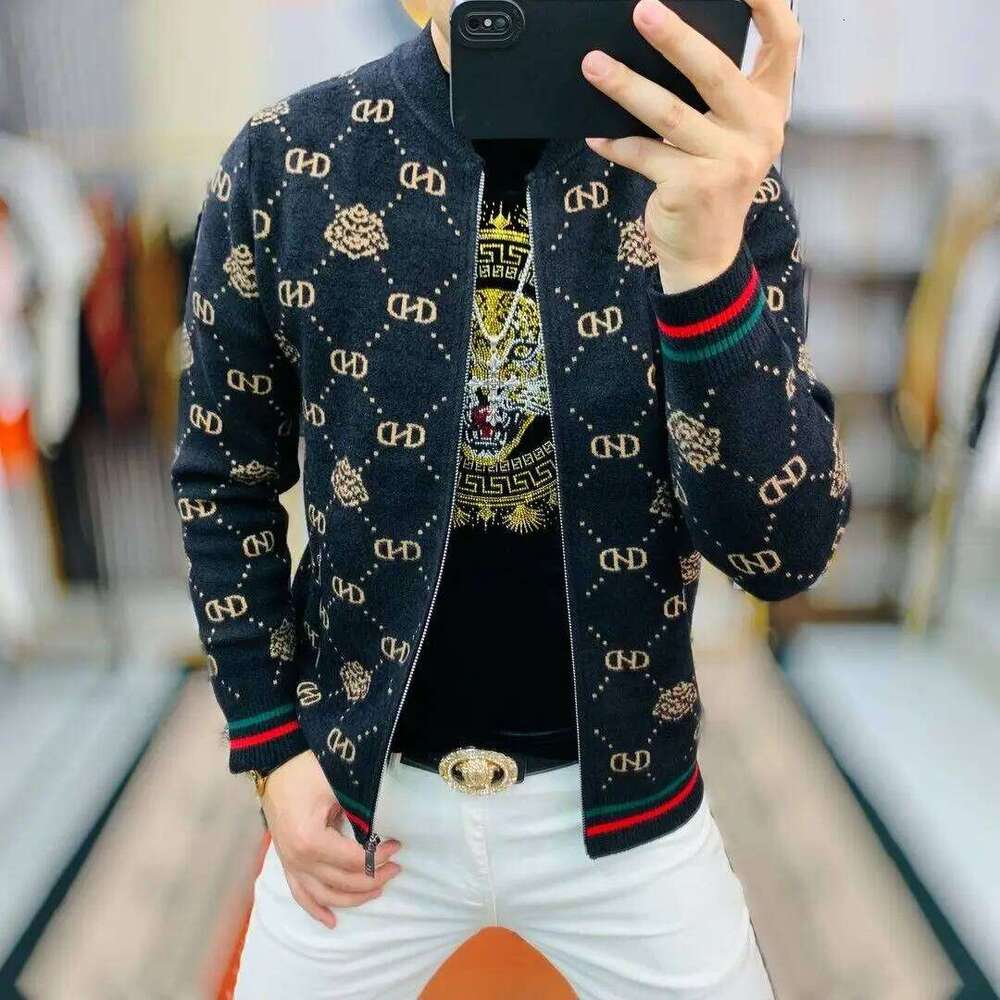 High Quality Autumn And Winter New Knitted Jacquard Men's Jacket Trendy Fashion Slim Cardigan Sweater
