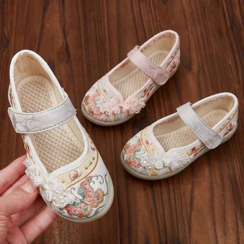 Kids Hanfu Sweet Embroidery Flower Girl Princess Fashion Chinese Ancient Style Children's Causal Flat Cloth Shoes 26H0306