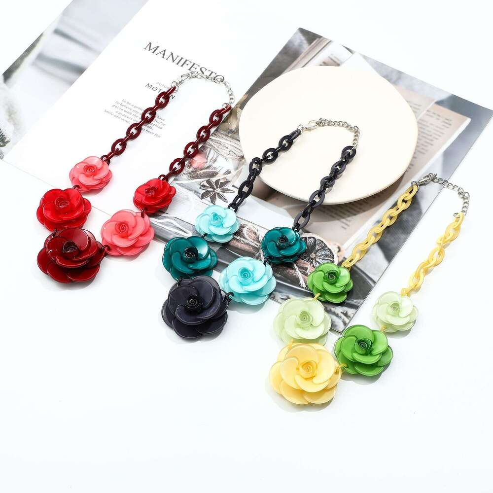 fashion acrylic flower necklace, Bohemian style dopamine color-blocking rose sweater chain