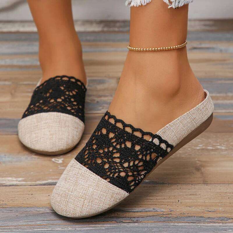 2026 Summer New Women's Anti slip and Wear resistant Baotou with Hollow Edge Design Fashionable Flat Heel Slippers