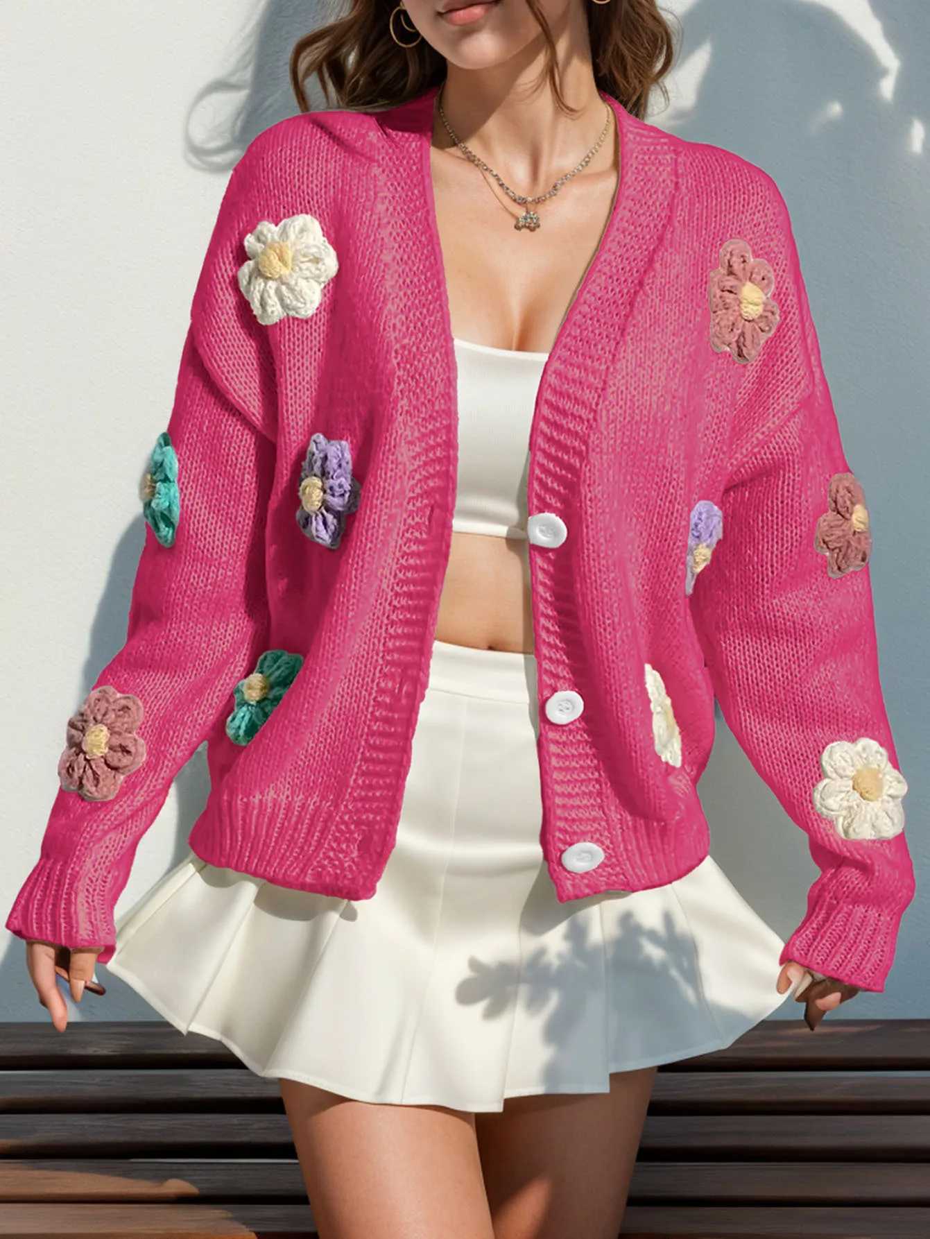 2025 Autumn Womens Flower Pattern Button Knitted Sweet and Fresh Cardigan Cute Loose Long Sleeve Womens Sweater M260306