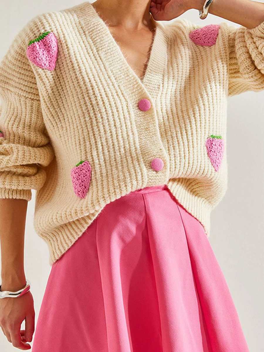 Women s Oversized Cable Knit Cardigan with V-Neckline and Ribbed Hemline Cozy Button-up Sweater in Soft Pink M260306