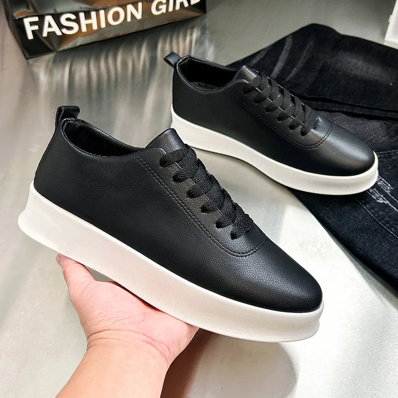 Fashion Black Casual Shoes for Men Outdoor Comfortable Men Sneakers Non-slip Walking Shoes Lace-Up Men Sport Shoes 260305