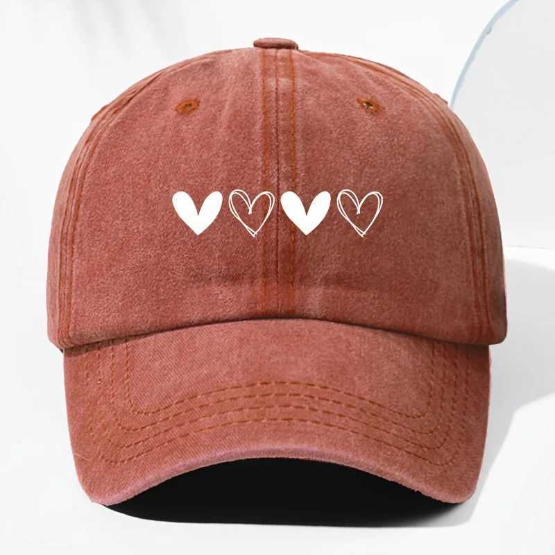 Unisex retro baseball cap with heart-shaped pattern for outdoor sun protection suitable for truck drivers all year round S260306