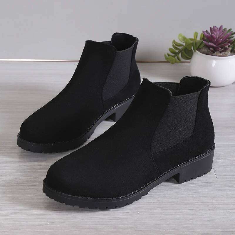 2025 autumn and winter new boots, high-quality women's shoes, fashionable high-end square heel short leg Chelsea boots