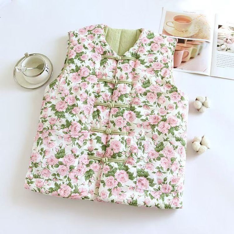 Handmade cotton vest cotton padded vest winter thickened vest womens cotton coat warm inner layer mothers clothing 251113
