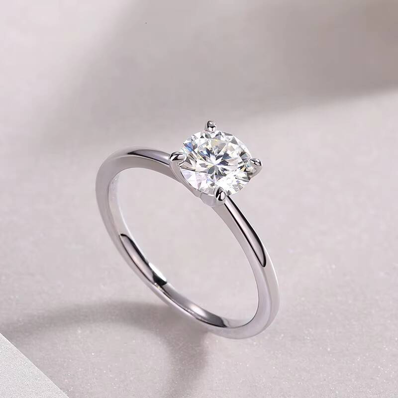 Moissanite S925 Silver 1ct Four Prong Design Brilliant Stone Elegant Fine Jewelry Engagement Style Statement Ring