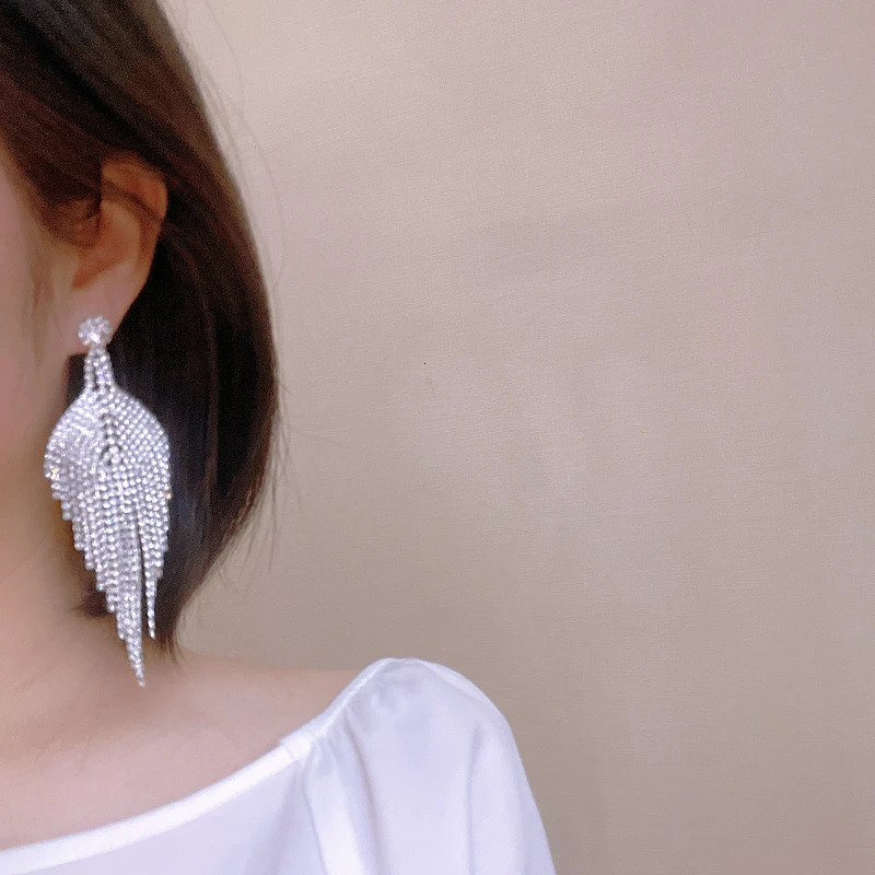 Trendy Sparkling Rhinestone Exaggerated Long Tassel Earrings for Women Silver Plated Big Drop Dangle Party Jewelry 260302