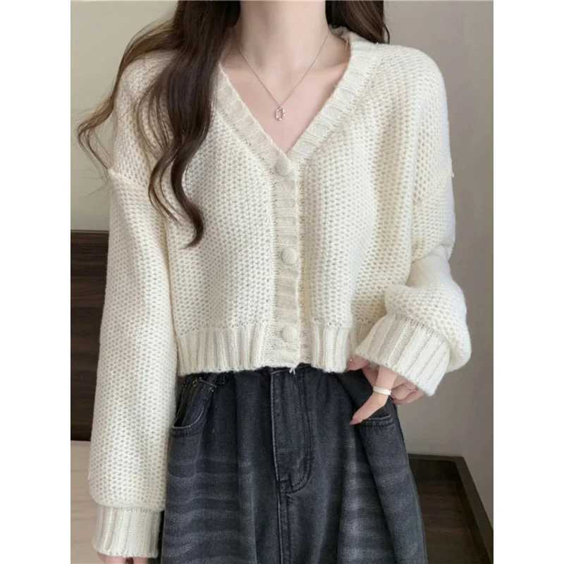 Women sweater cardigans V-neck button up casual knit sweet cardigan coat for woman 2024 Autumn Winter M260306
