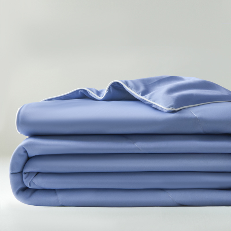 Class A maternal infant grade ice silk suitable for single and double beds, machine washable, air conditioning quilt, summer student dormitory quilt