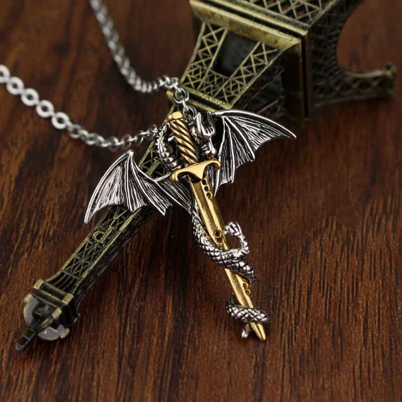 Necklace European and American Fashion Retro Pterosaur Necklace Wrapped Metal Personality Necklace Punk Rock Style Dragon Sword Sweater Chain Necklace