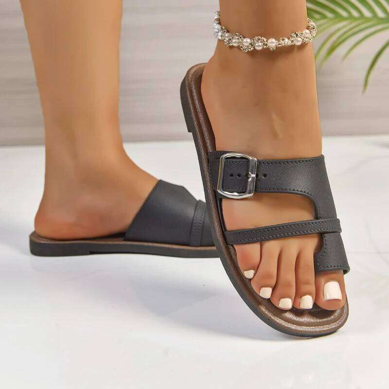 2026 New Arrival Roman Beach Slippers Women Summer Fashion Simple Versatile Flat Bottomed One-piece Toe Sandals Outdoor Shoes