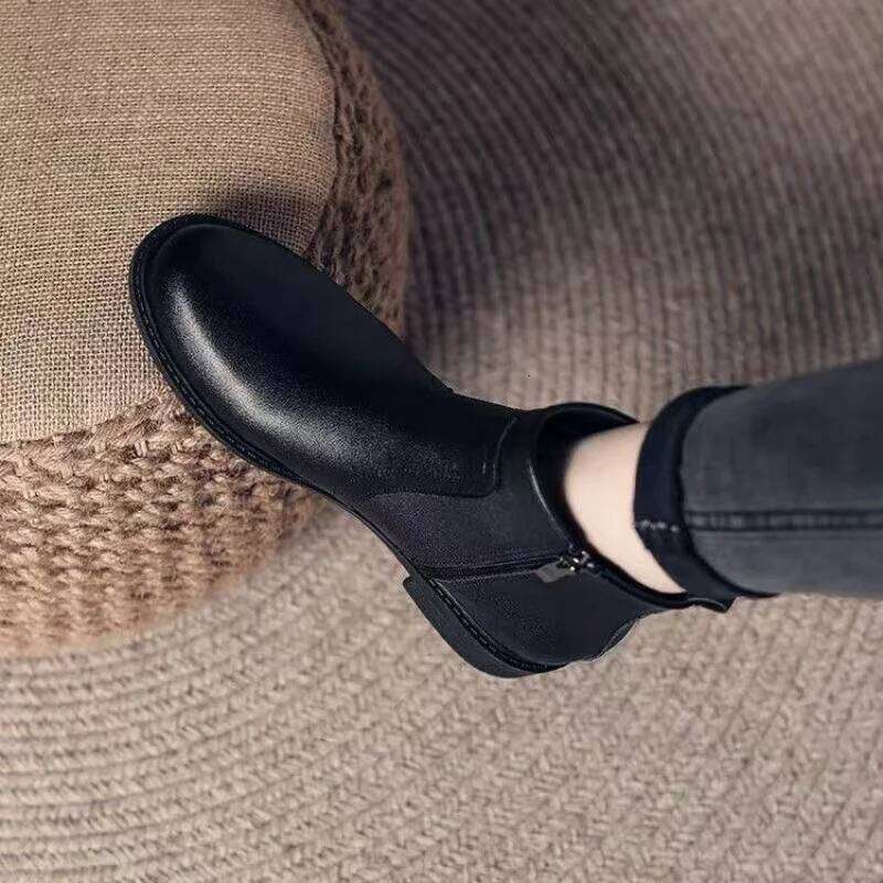 2025 Autumn Winter New Fashion Women's Boots, Side Zipper Low Heel, Versatile and Slimming Ankle Boots