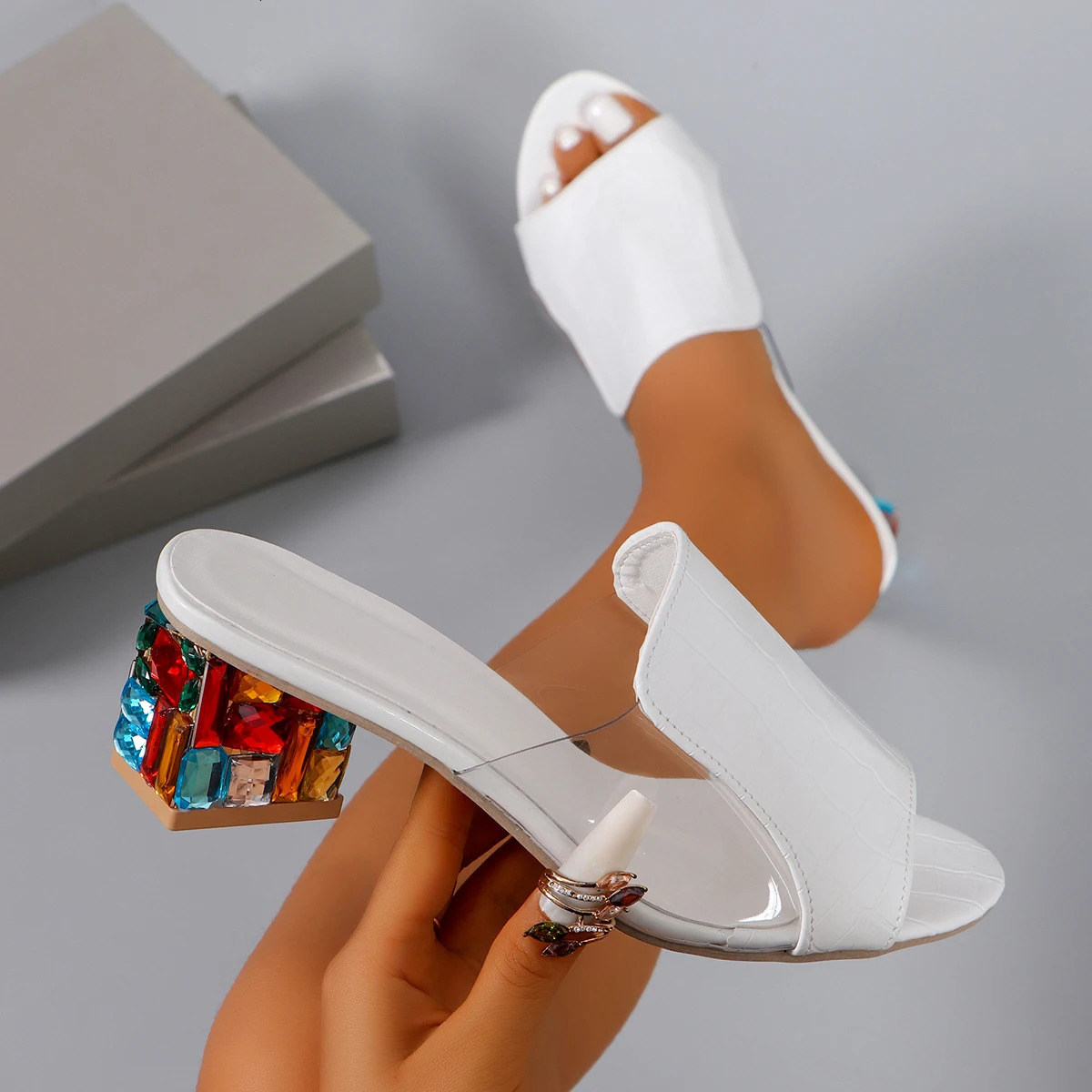 Women Sandals Summer Crystal Sandals Ladies Open Toe Shoes for Women Square Heels Spring Summer Sandals Women 260305