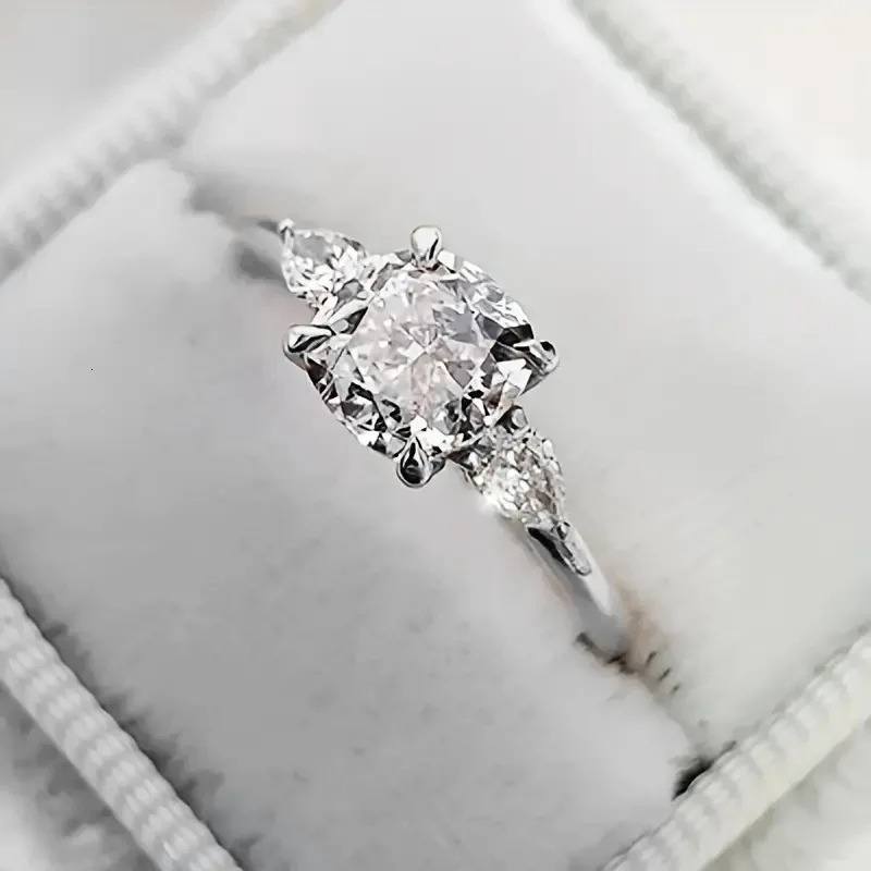 European American Fashion Temperament Stainless Steel Engagement Rings for Women ious Zircon rings Jewelry Accessories Gift 260302