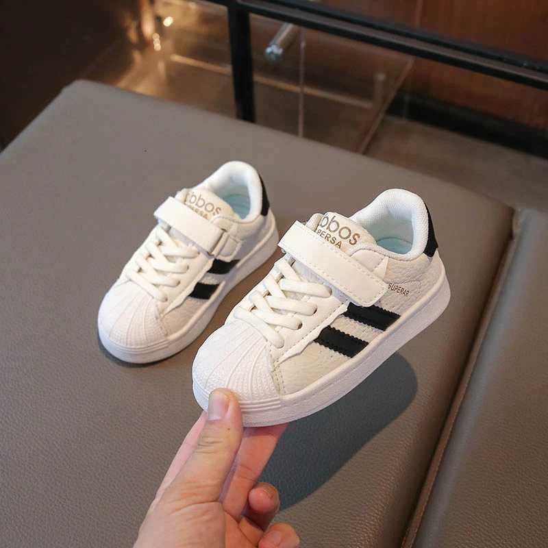 Fall New Kids' Designer Sneakers with Classic Stripes, Breathable Retro Casual Shoes for Boys and GirlsT260306