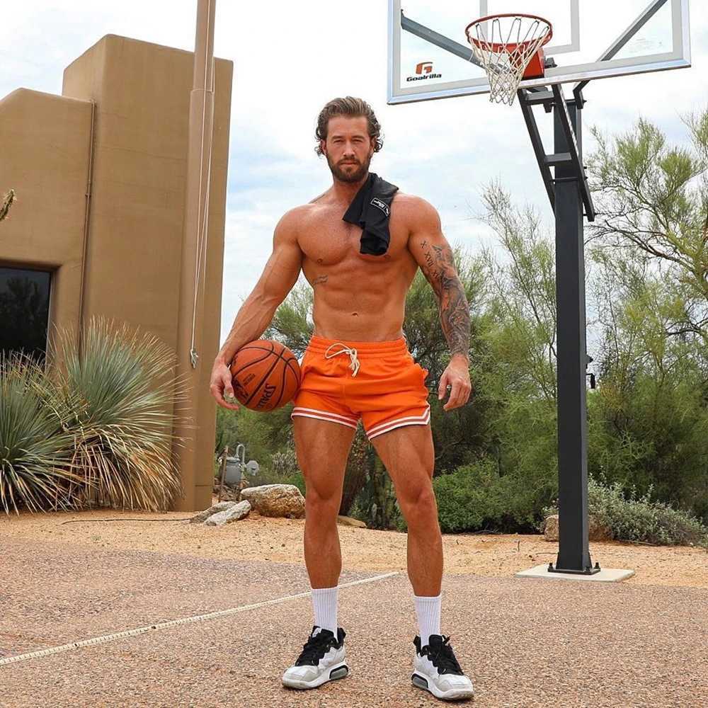 Mens Breathable Basketball Shorts Orange Mesh Fitness Sports Leisure Workout Sport Pants Quick Dry Gym Bodybuilding Shorts X260306