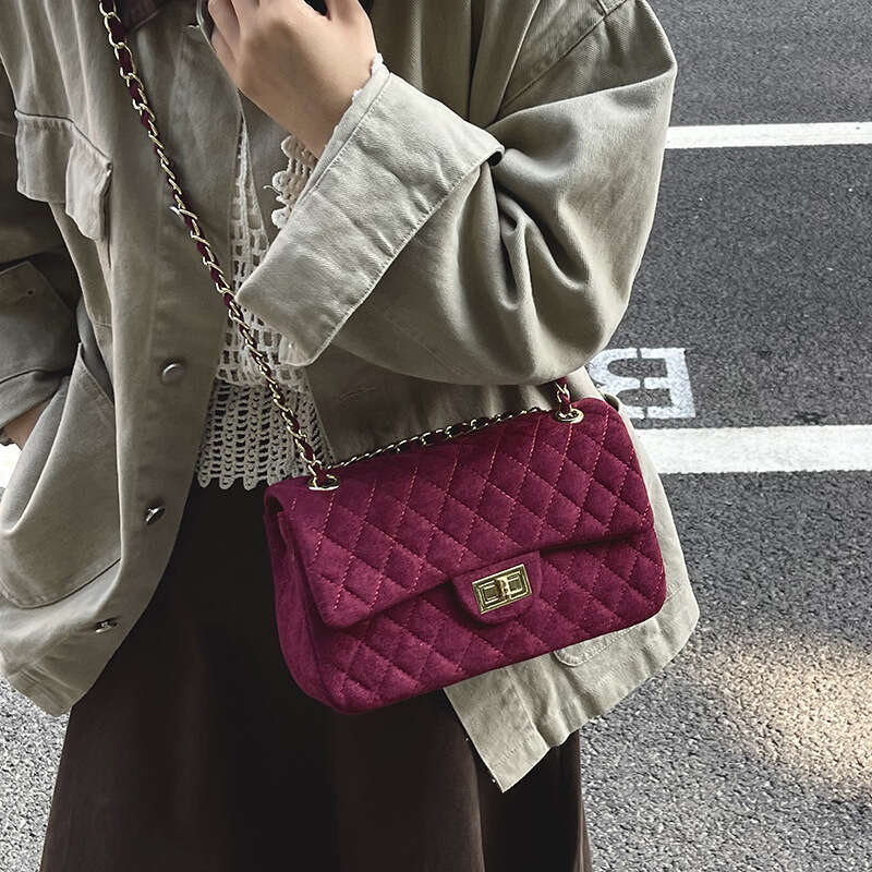 Elegant Simple Quilted Chain For Women, New Trendy Crossbody Bag, Velvet Versatile Lock Buckle Shoulder Bag