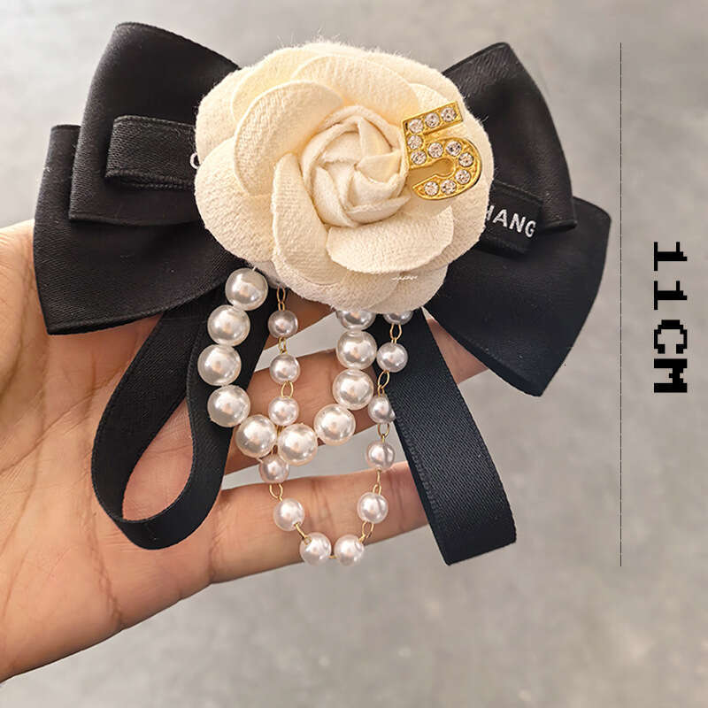 2025 New Camellia Bowknot Fashion Versatile Bow Tie Flower Pearl Brooch