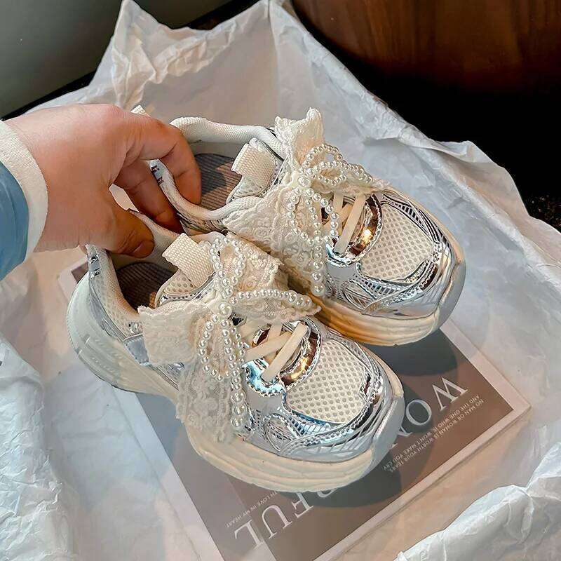 Girls Sweet Gauze Bow Decorative Sneakers New Spring and Autumn Breathable Fashion Beaded Children's Running Shoes. 26Y0304
