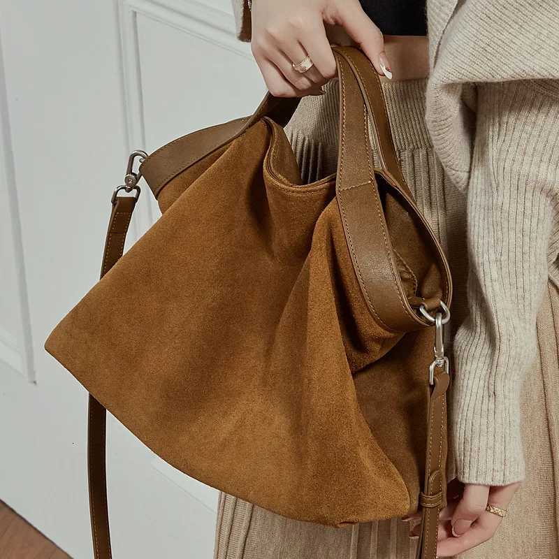 Genuine leather women Handbags Large Capacity female Shoulder Crossbody Bag Fashion Cowhide commuting big totes bolsas H260306