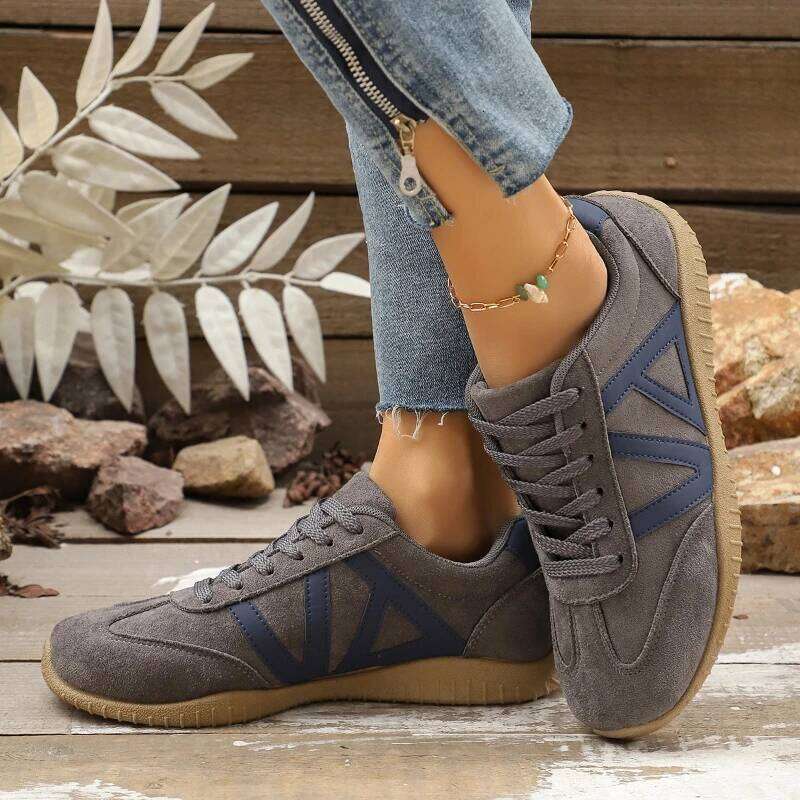 2025 New Spring and Autumn Lightweight Anti slip Sports Fashionable Retro Hot Selling Casual Shoes