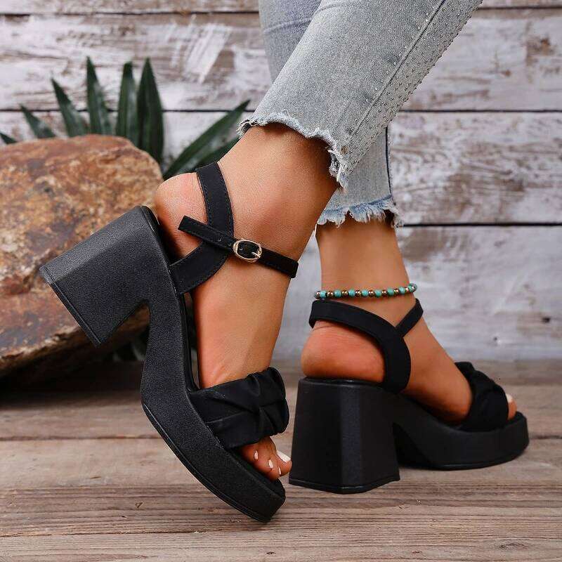 Summer 2026 new women's one-piece high-heeled open toe with fashionable buckle solid color comfortable sandals