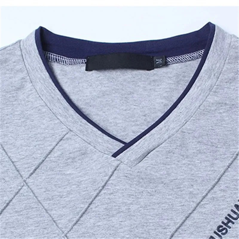 Mens Casual Tshirt Fashion Slim Long Sleeve V Neck Fitness Tshirts Tops Homme Boyfriend Gift Harajuku Streetwear 260302