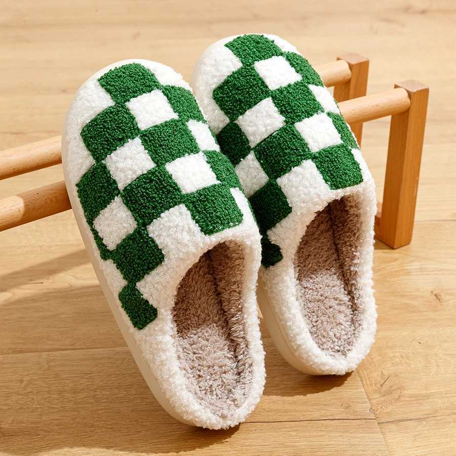 International Checkered Womens Slippers Casual Winter Home Cloudy Soft Sole Breathable Wear Resistant Anti Slip Shoes Girls S260305