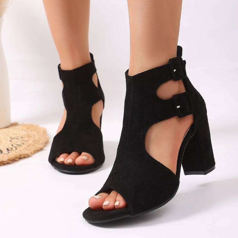 2025 Spring/Summer New Women's Fashion Simple High Heel with Hollow Design Comfortable Non slip Sandals