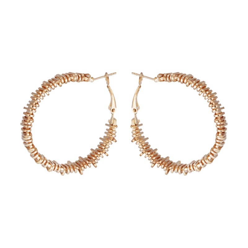 Chic Mosaic Jewelry: Customizable Circle-Shaped Earring With Elegant Aesthetic