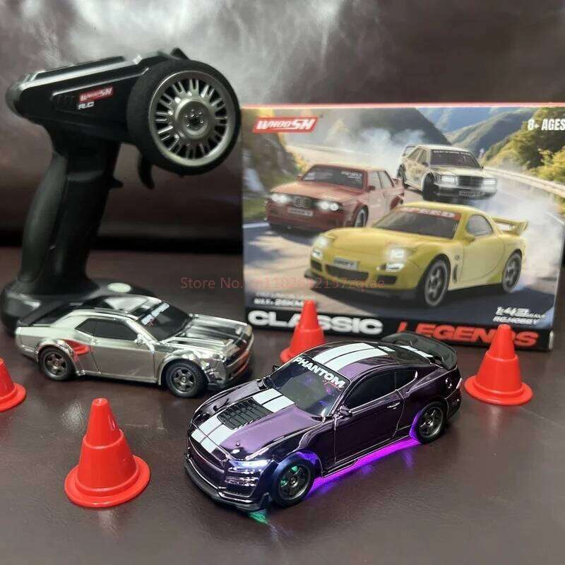 New 1:43rc Semi Proportional Drift Control Car Mini Simulation Mustang Gt Four-Wheel Drive Lighting Desktop Remote Contro C260305