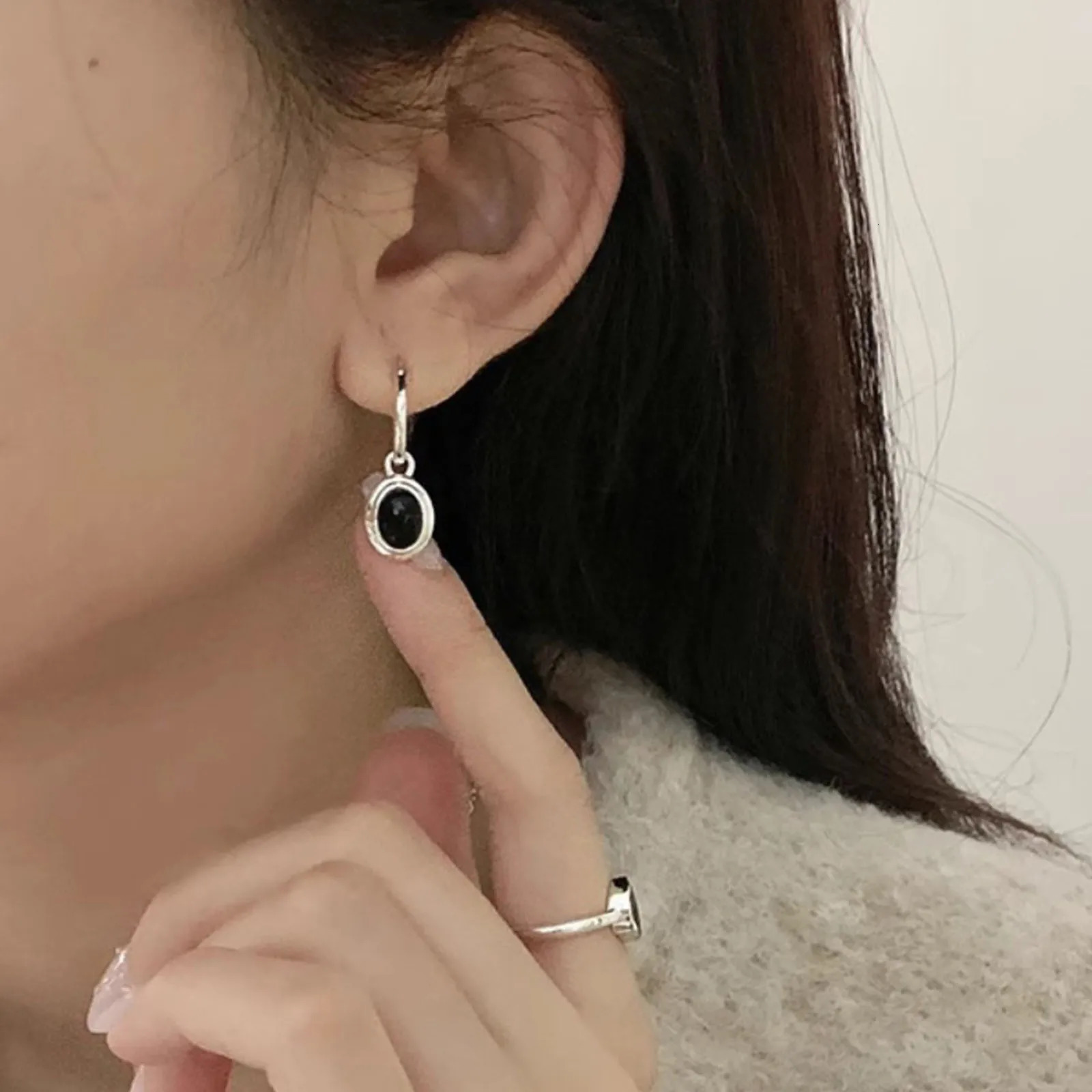 925 Sterling Silver Vintage Gold Round Earrings For Women Black Ball Earring Jewelry Prevent Allergy Party Accessories Gift 260303