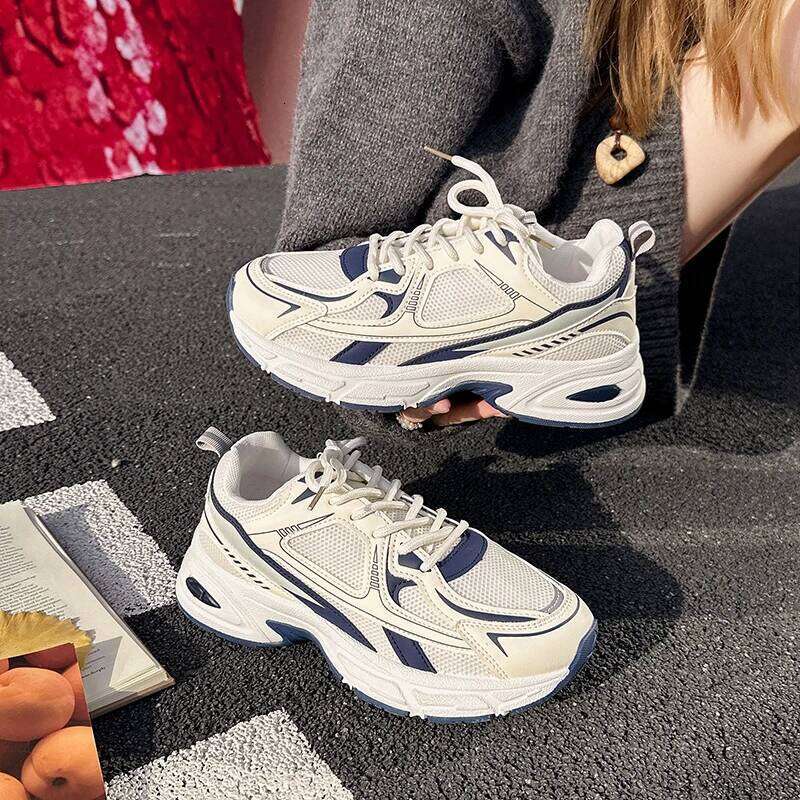 2025 New Breathable Women's Mesh Outdoor Anti-Slip Sports Sneakers Casual Fashion Running Shoes