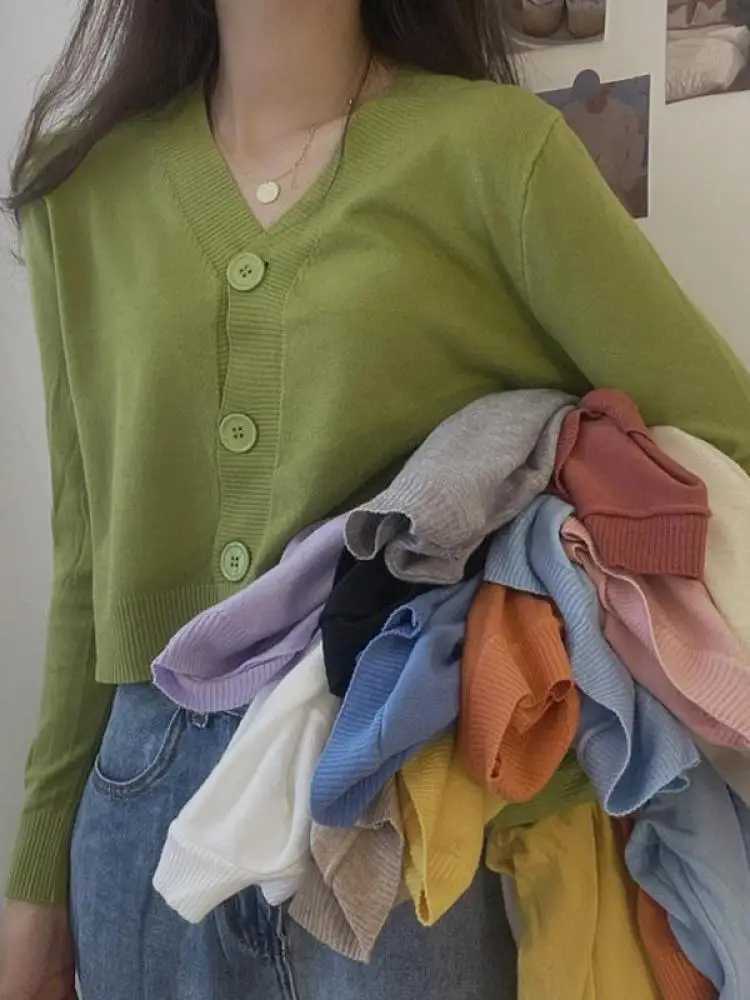 Button Pullover Long Sleeve Sweater Women V Neck Short Top Ladies Autumn Winter Clothes Slim Streetwear Solid Knitted Cardigan M260306