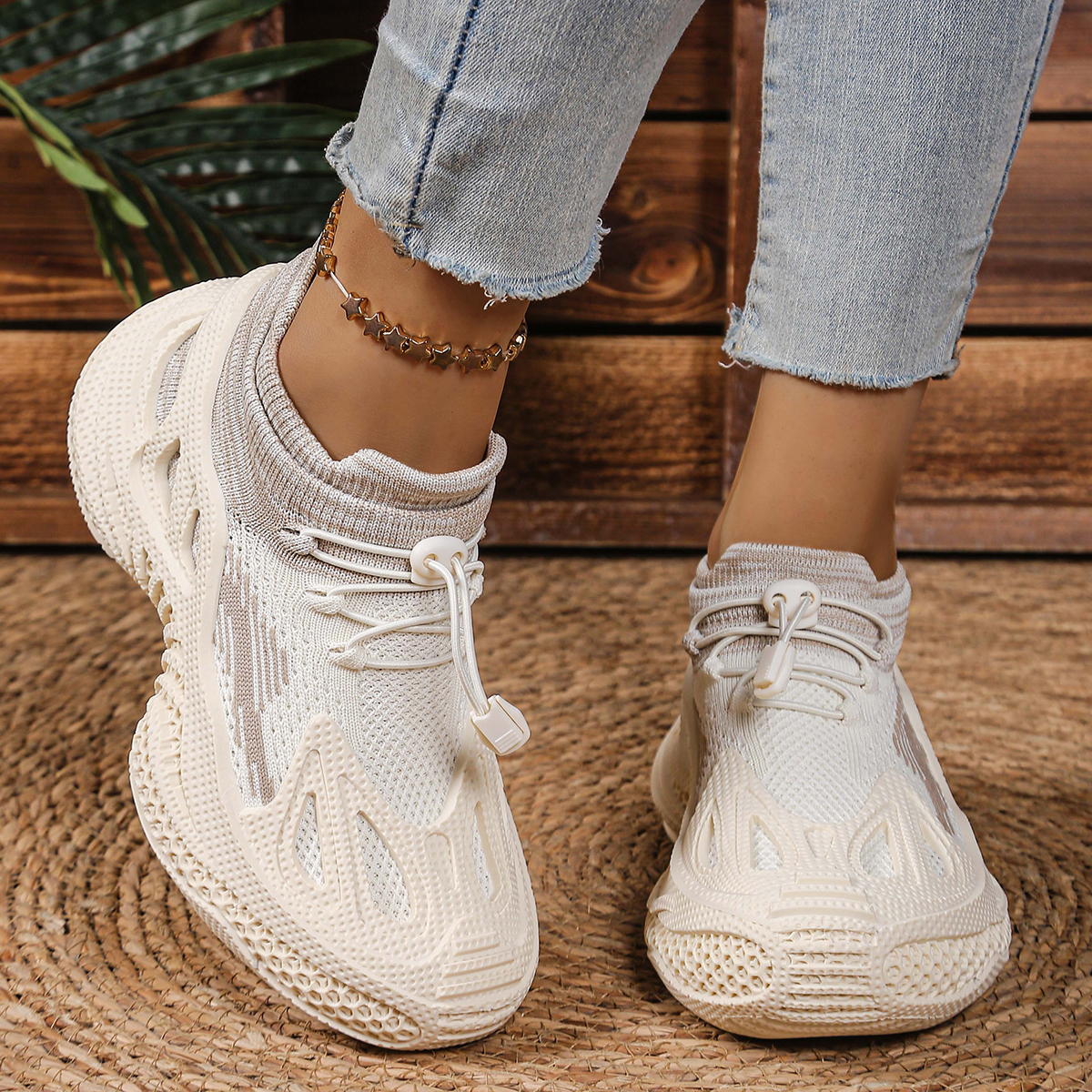 Women Outdoor Walking Slip On Breathable Sports Shoes Non Slip Sock Shoes Mujer Fashion Chunky Platform Sneakers for Summer new running shock-absorbin