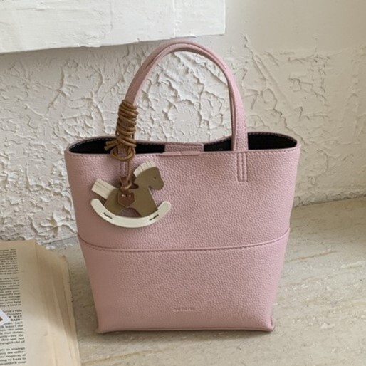Fashion Retro Women's Small Shoulder Bag Spring New Style Simple Fashion Crossbody Bag Handbag Bucket Bag Small Handbag Designer Bag