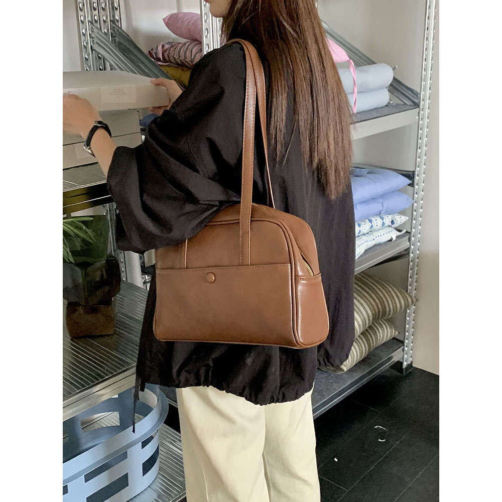 Women's Korean Niche Shoulder Ladies' Autumn And Winter 2026 New Vintage Underarm Bag, Large-Capacity Tote Bag