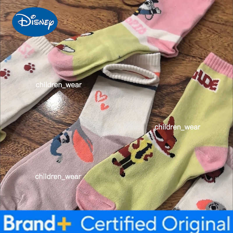 Disney Zootopia Merchandise Cartoon Judy Nick Warm Winter Socks Cute Womens Floor Socks for Home Wear Holiday Gifts H260306