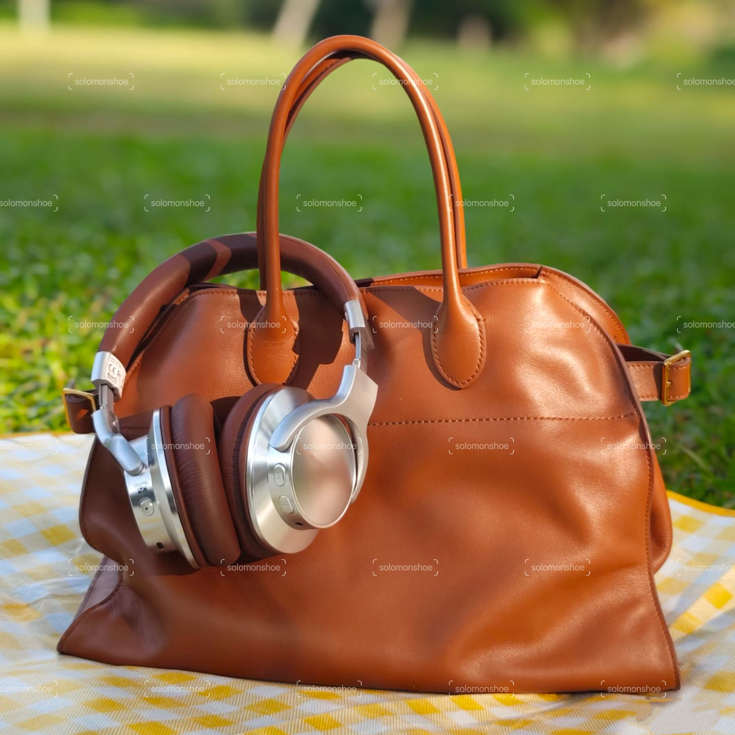 Genuine Leather Margaux15 10 17 Travel Shopping Tote with Capacity Design for Park Outings