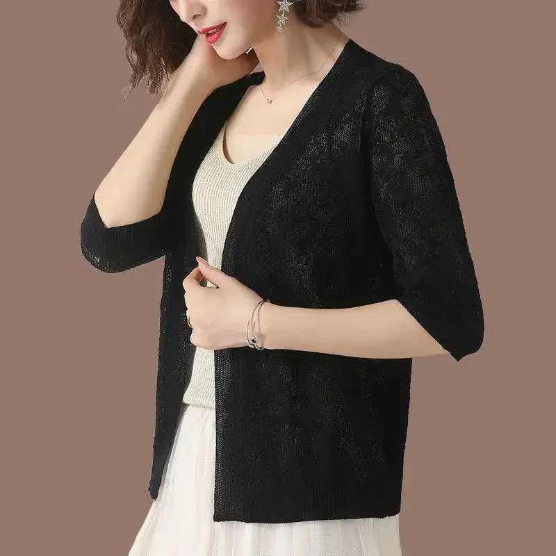 Oversized 2XL Summer Knit Cardigan Coats Korean Elegant Lace Hollow Out Sunscreen Tops Half Sleeve Jackets Cropped Cardigan M260306