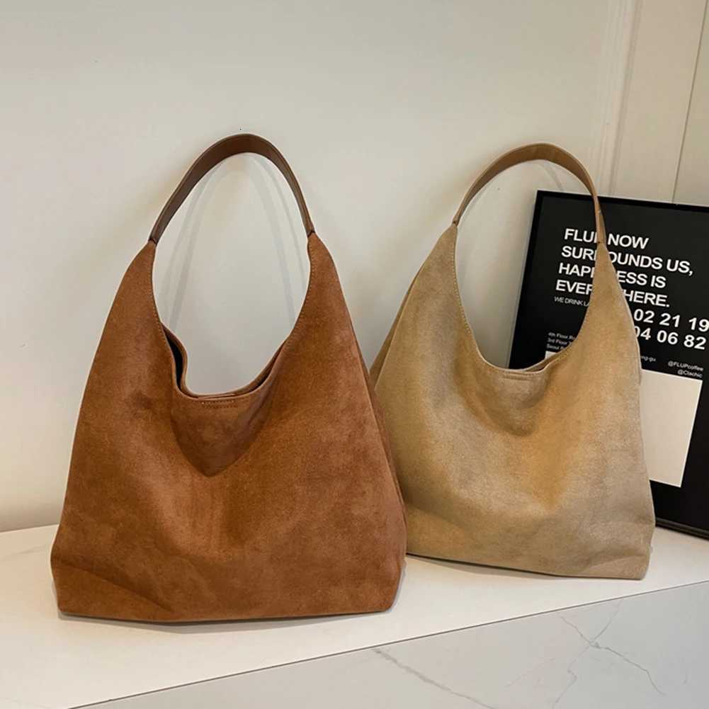 Autumn and Winter Vintage Women Bag Large Capacity Suede Shoulder Bag Casual Commuter Bag Handbags with Pocket Hobo Bag H260306
