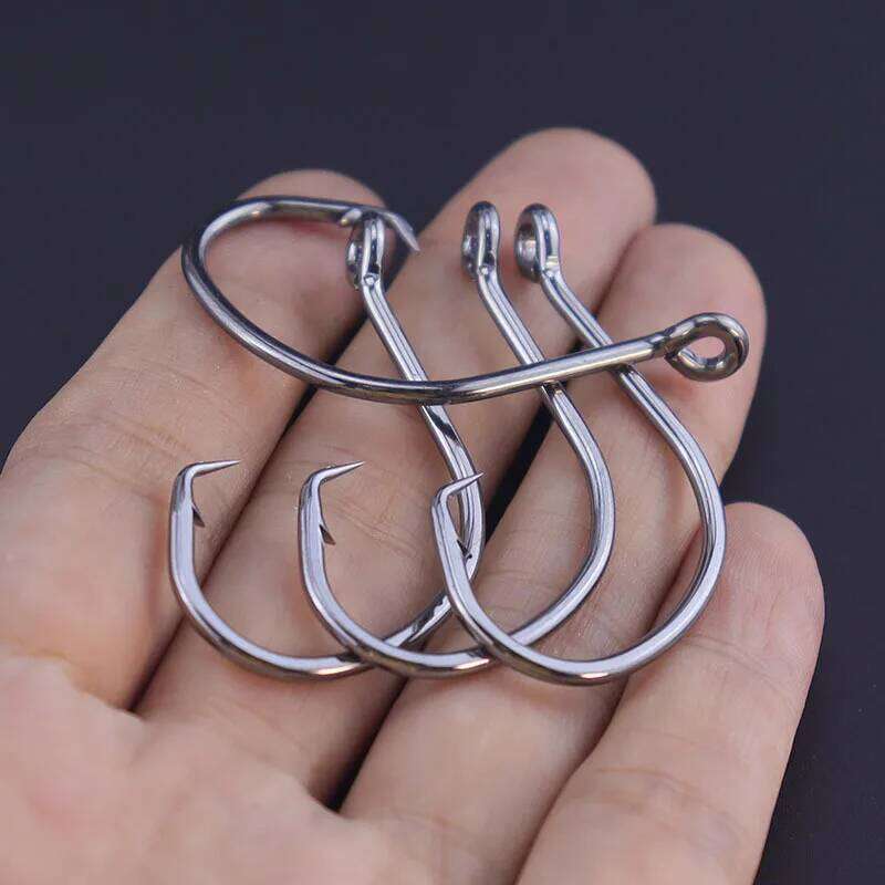 10pcs/lot Eye Hooks High Carbon Steel Flattened Bended Shank Strong Point Barbed Fishhooks For Fishing Trout Perch Bass S260305