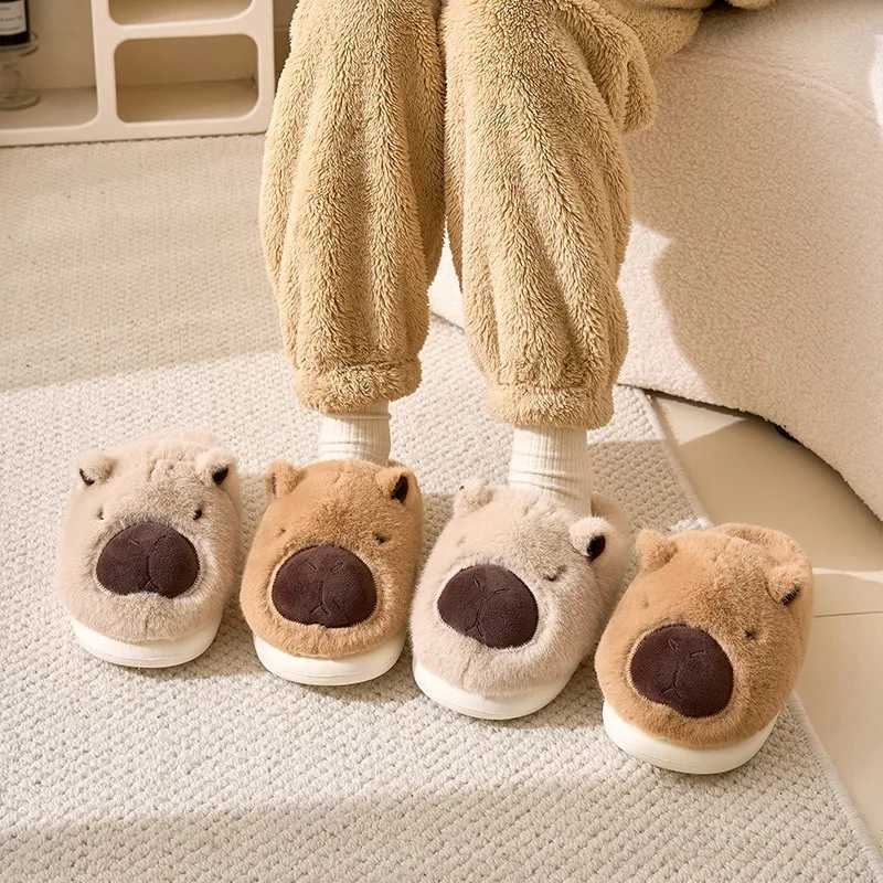 Plush Capybara Slippers Thermal Home Slippers Cute Fluffy Couple Slippers Comfortable Furry Walking Shoes Non-Slip for Men Women S260305