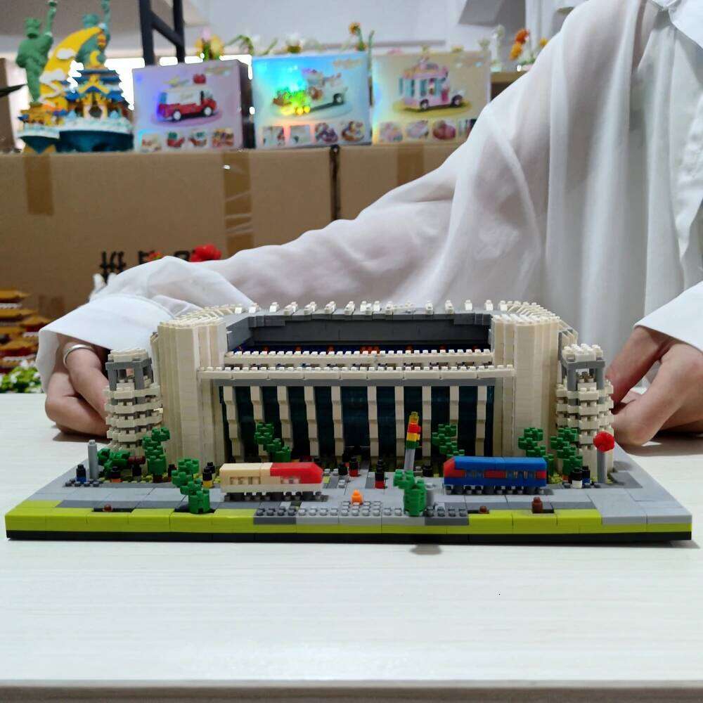 Madrid Style Soccer Stadium Model Micro Mini Diamond Block Kit Kids Adult Assemble Barcelona Football Field Brick Set Puzzle Toy Z260306