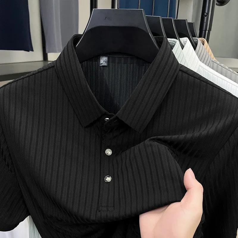 Mens Casual Fashion Striped Short Sleeved Collar Polo Shirt Breathable and Comfortable Summer Versatile T-shirt 260304