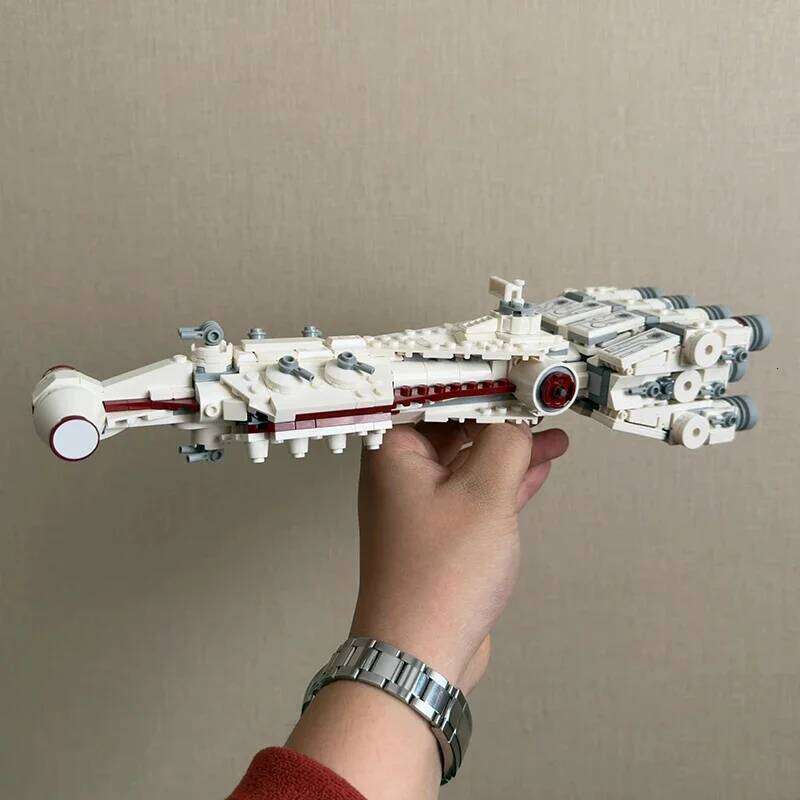654PCS Starship Tantive IV Building Blocks Spaceship Assemble Bricks Education Toy Gift For Children Boy Adult Z260305